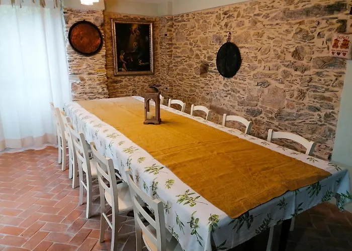 La Chouette Bed & Breakfast