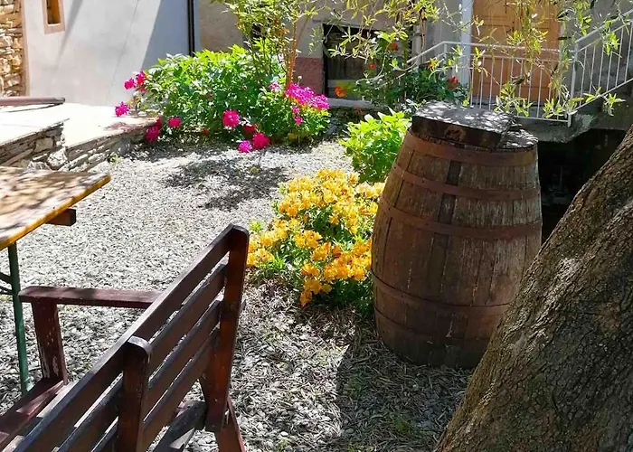 La Chouette Bed & Breakfast 3*